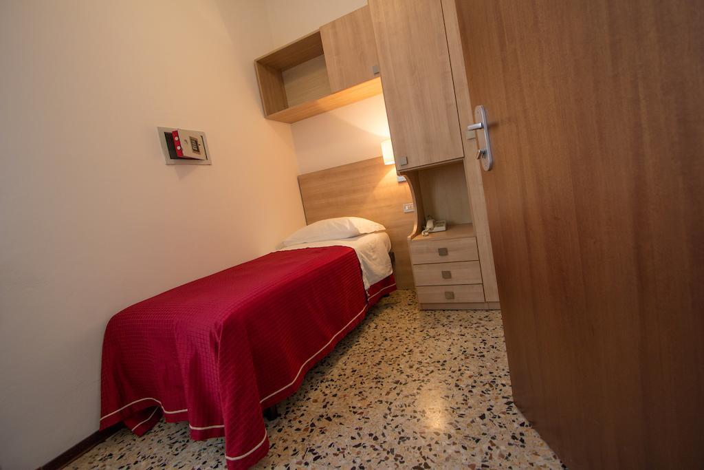 Casa Portofino Rooms&Breakfast 切塞纳蒂科 客房 照片